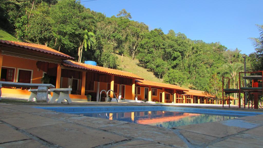 Pousada Sitio Do Sossego Monte Alegre do Sul Bagian luar foto